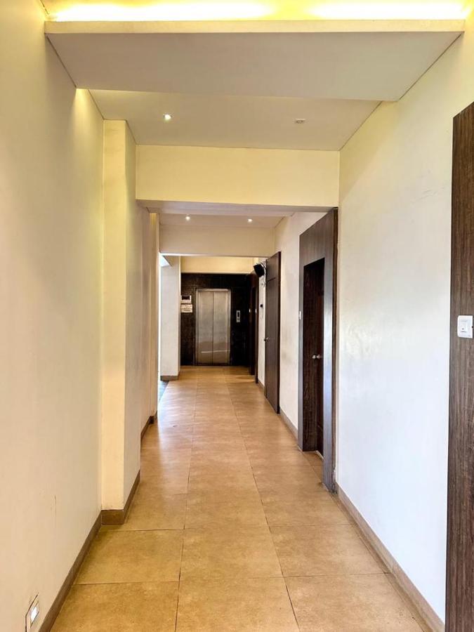 Hotel Hill View NalaSopāra 外观 照片
