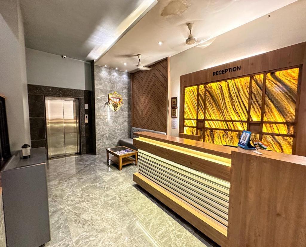 Hotel Hill View NalaSopāra 外观 照片